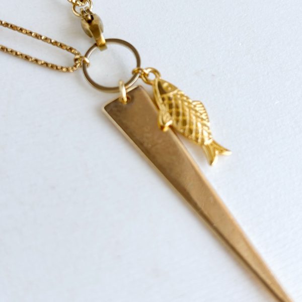 collar pez detall