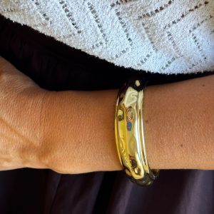 brazalete Isis