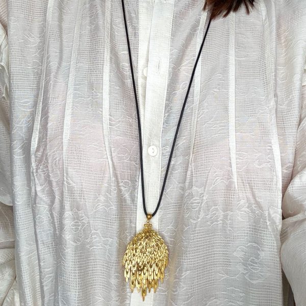 Collar Antik